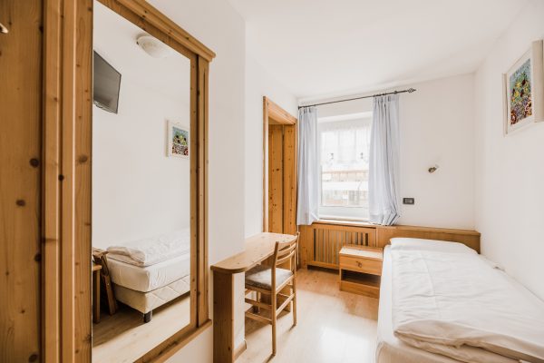 HotelRosaCamere-2 HotelRosaCamere-2